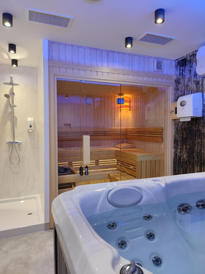 Joy 5 & 4* Belgrado